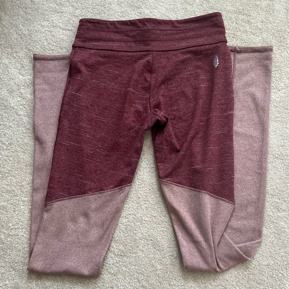 Free people movement leggings - Picture 2 of 2